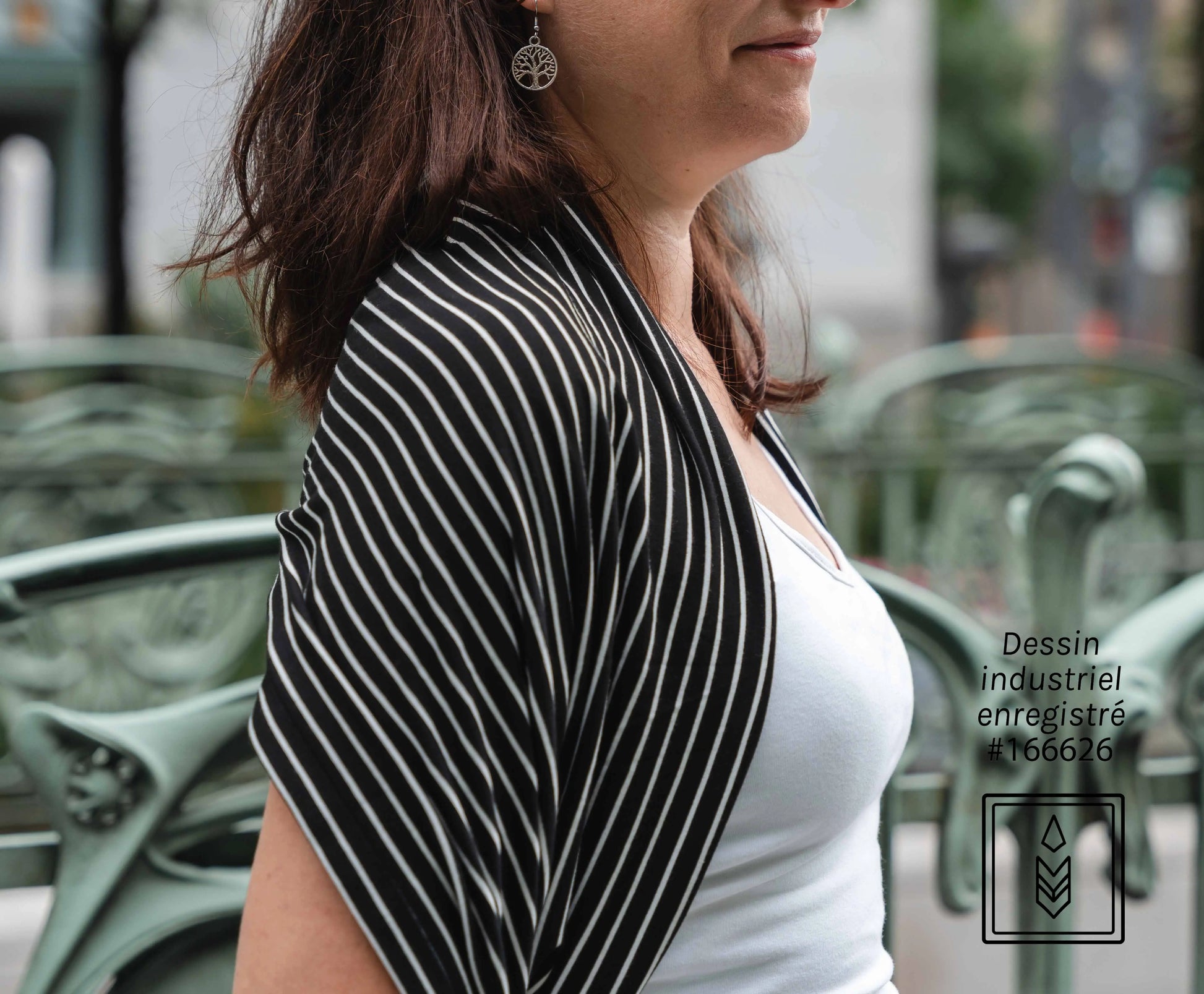 Foulard 5 en 1 en bambou noir et blanc Famille Nomade